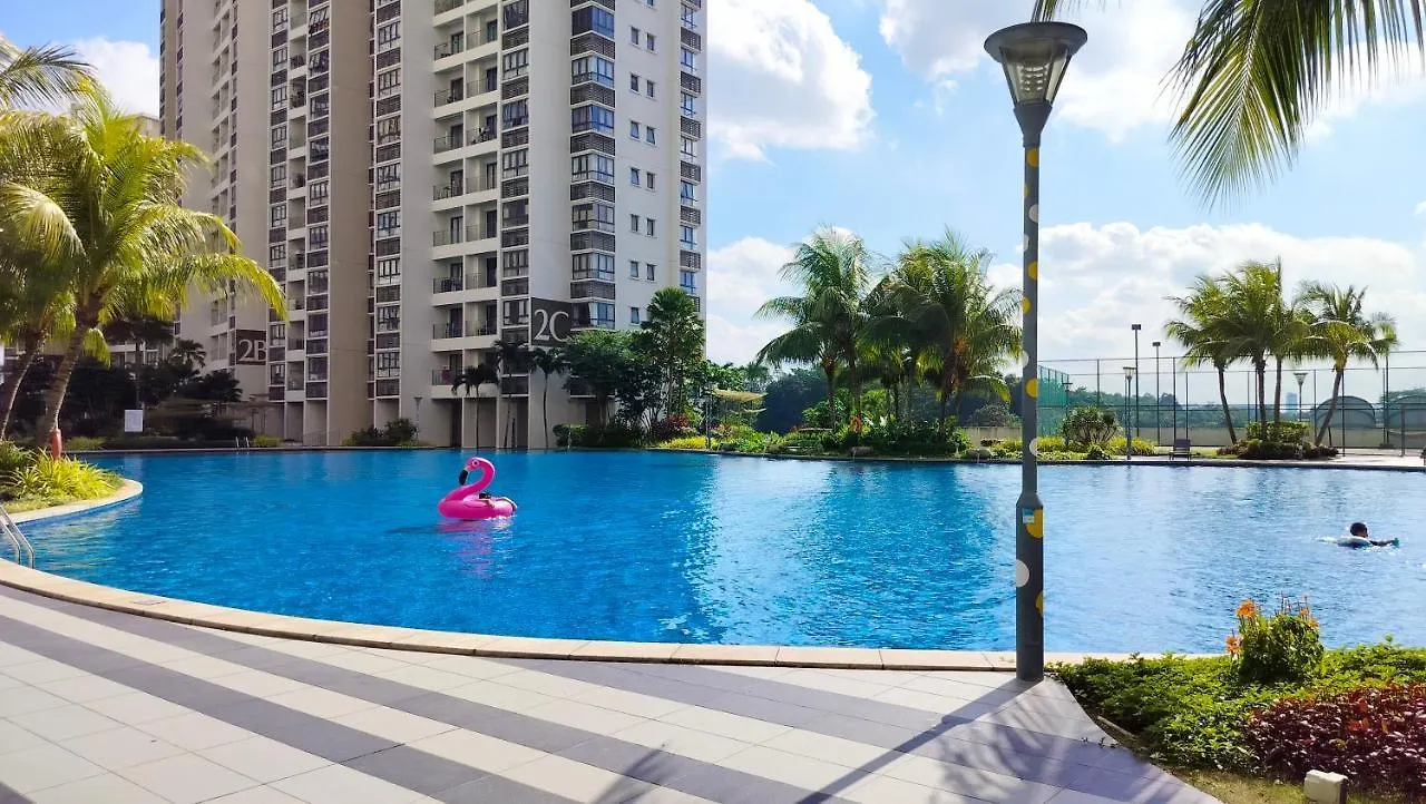 Golden Tree @ Country Garden Danga Bay Apartment Johor Bahru Malaysia