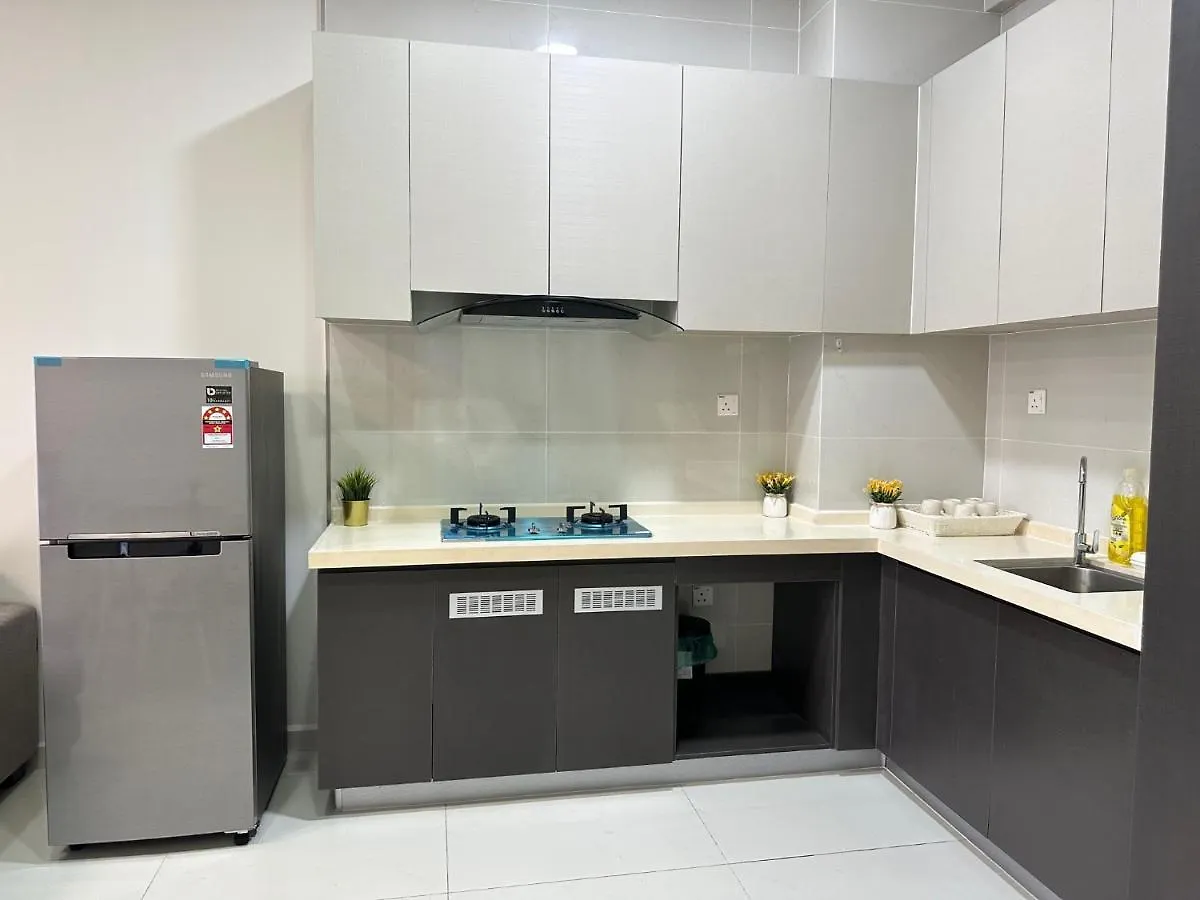 Golden Tree @ Country Garden Danga Bay Apartment Johor Bahru