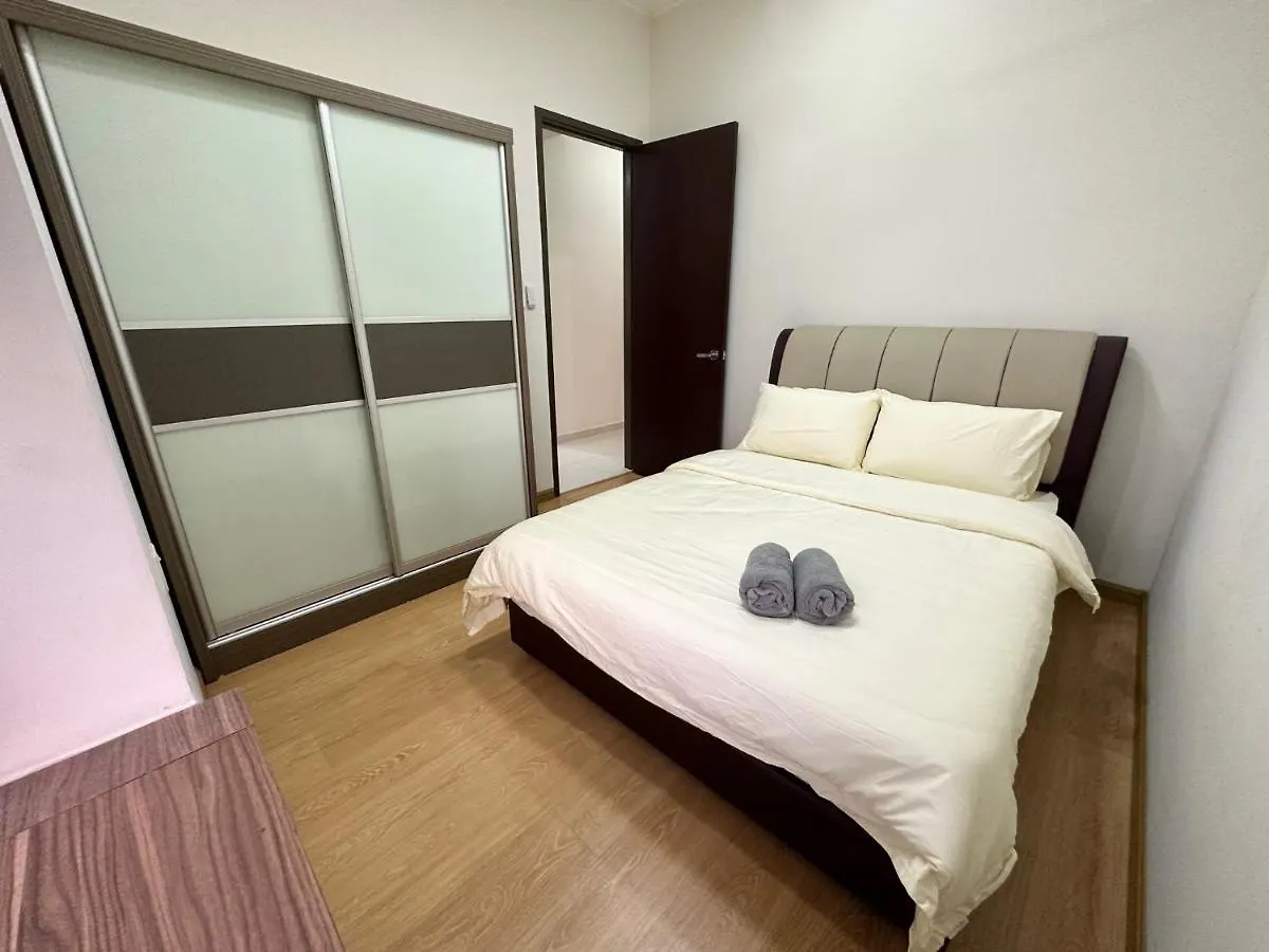 Golden Tree @ Country Garden Danga Bay Apartment Johor Bahru